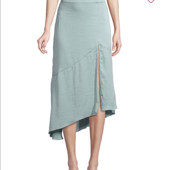 Free People Dresses & Skirts - FREE PEOPLE ASYMMETRICAL SKIRT WITH SLIT